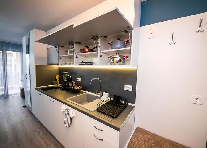 Ivi Ema * קרנבו